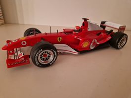 FERRARI F2004 M SCHUMACHER FORMEL 1 2004 1/18 HOT WHEELS