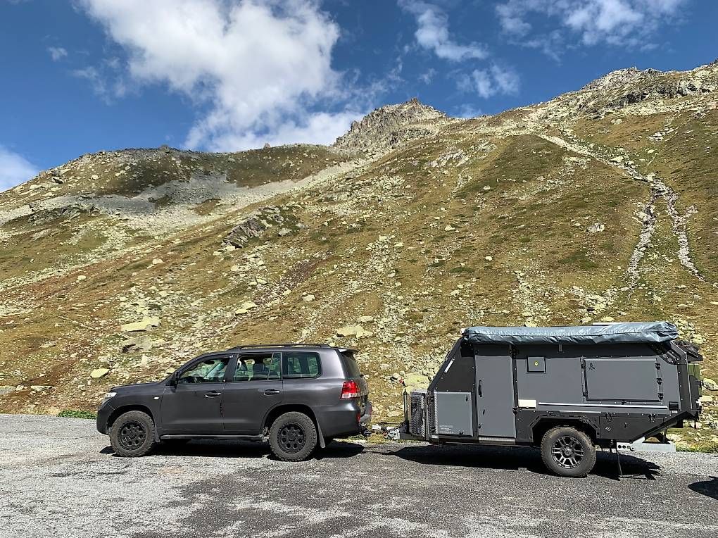Camping Fahrzeuge: Off-Road-Wohnwagen Conqueror UEV 490 Platinum – Gebraucht aus Himmelried von Himmeli61 4