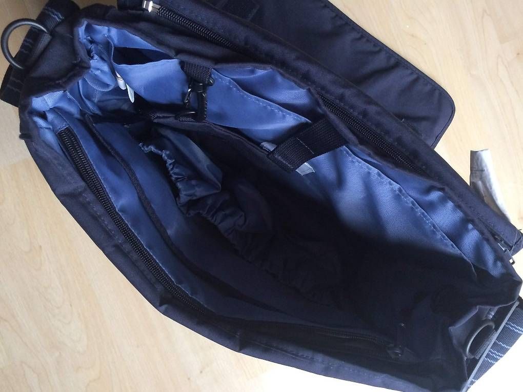 Taschen: Wickeltasche von Lässig – Gebraucht aus Winterthur von M.P.1972 2