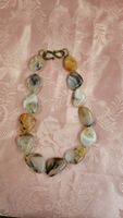 Collana girocollo in pietre