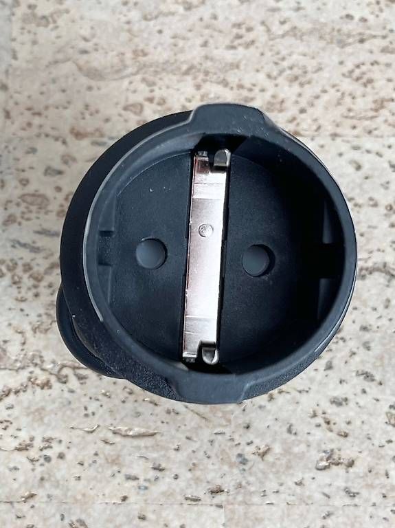 Laufwerke & Adapter: Steckdosen- Netzadapter Namibia usw. Typ M – Neu und originalverpackt aus Rüfenacht BE von Maschu750 2