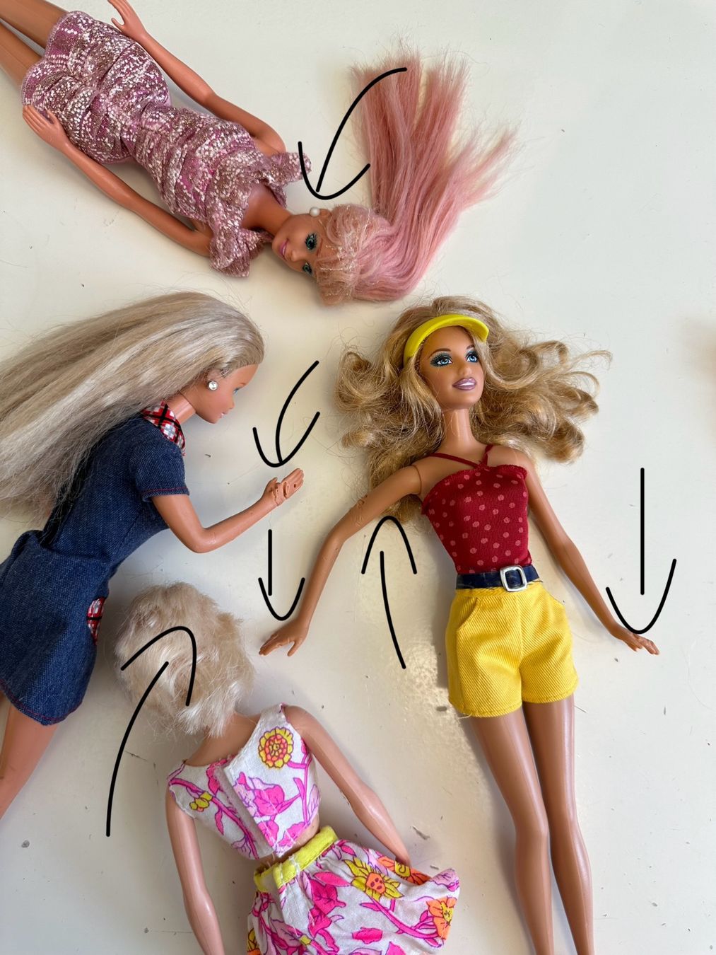 Puppen: Vintage Barbies Set – Gebraucht aus Zürich von  4