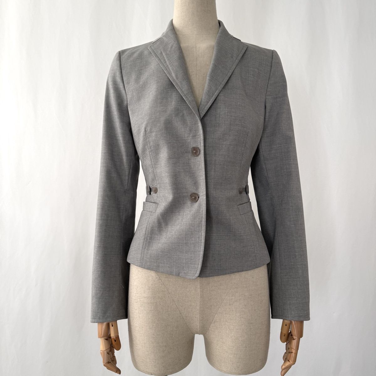 Akris Giacche: AKRIS Light Wool Jacket – Nuovo (secondo la descrizione) da Emmen venduto da Colette-Juliette