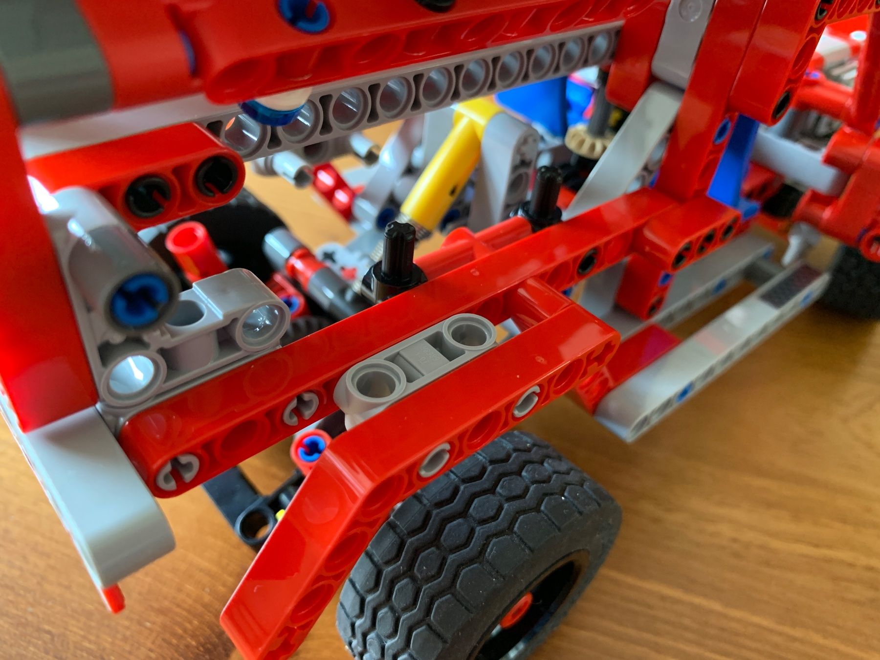 Lego Giocattoli: LEGO Technic First Responder Nr. 42075 / 2 in 1 – Usato da Edlibach venduto da RUW19 7