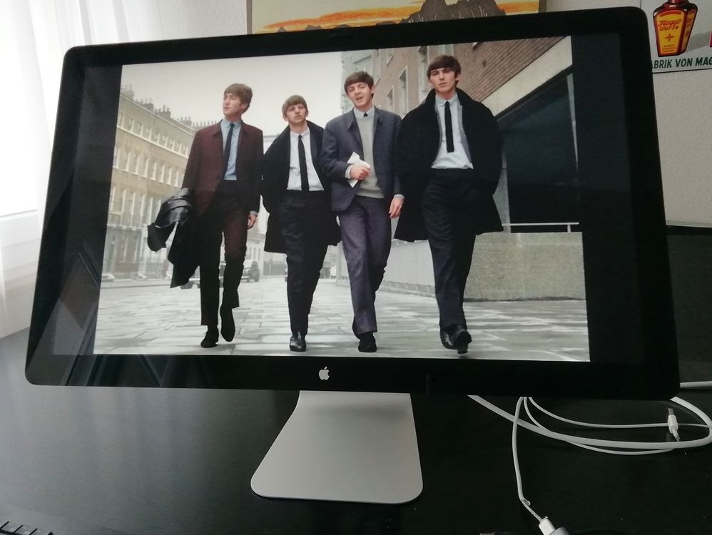 Apple LED Cinema Display 27