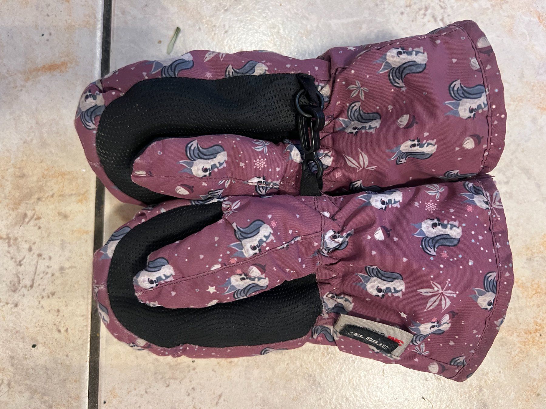 Guanti: Kinder Handschuhe – Usato da Zermatt venduto da B.15.v02