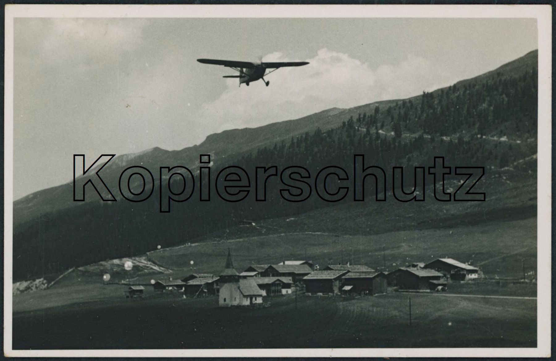 Cartoline postali: GRS Sertig Dörfli - Flugzeug - Davos – Usato da Schindellegi venduto da leecollect