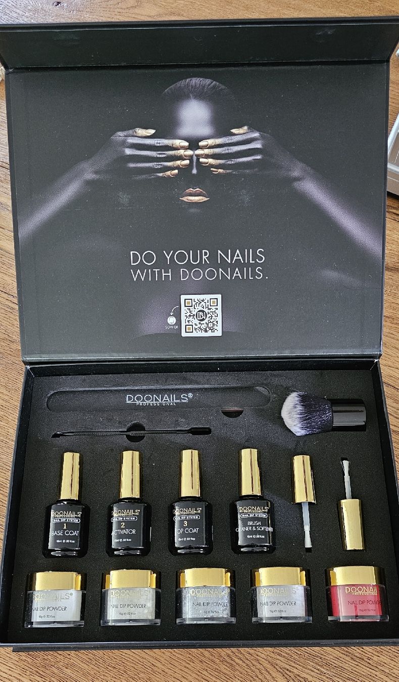 Doonails Smalto per unghie: Doonails Set – Usato da Mörigen venduto da Perlenk 1