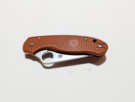 Spyderco Para 3 lightweight