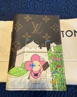 Louis Vuitton Pass Etui Vivienne XMAS China Panda