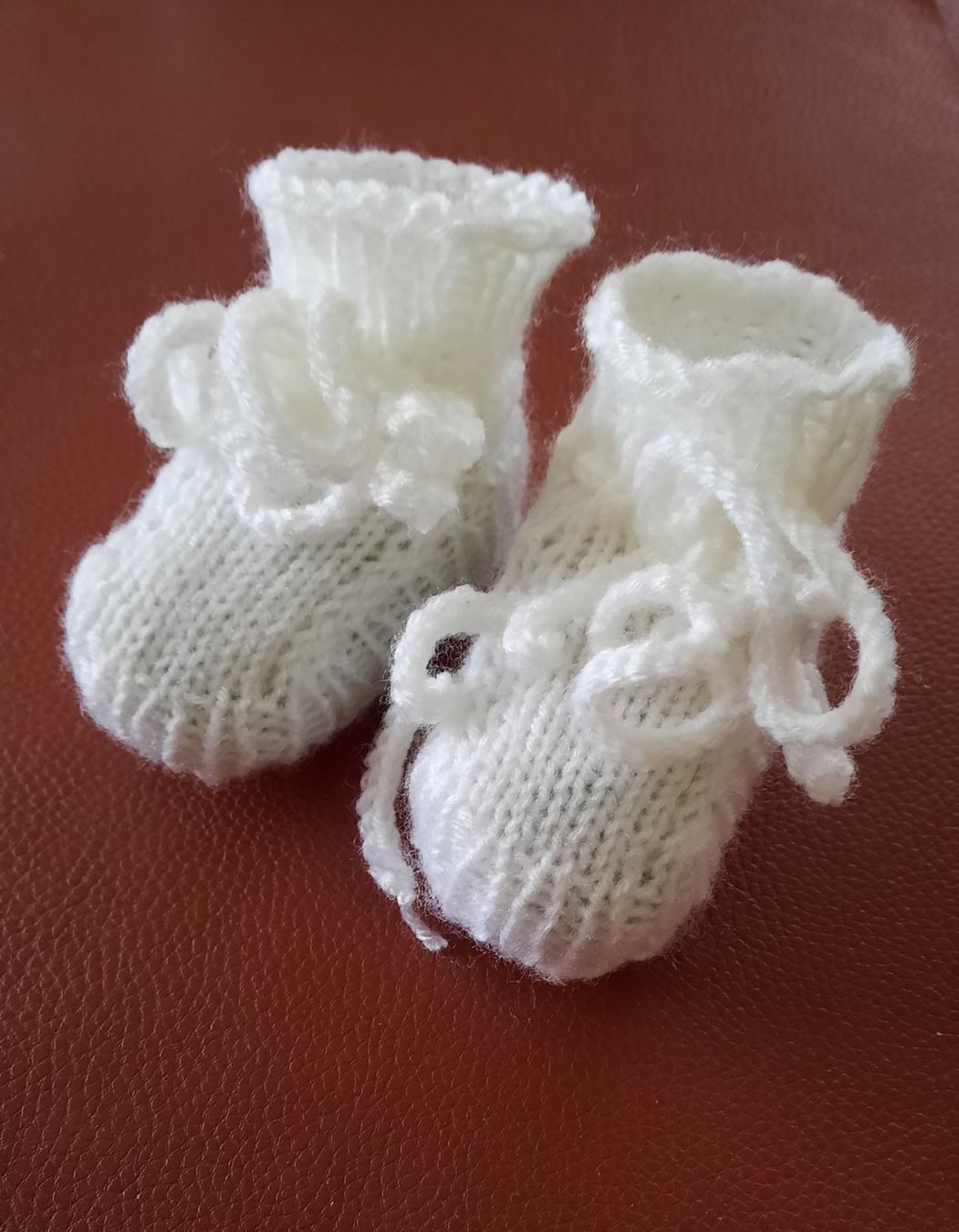 Chaussettes enfants: Babyschühchen Babysöckchen – Neuf (Voir description) à zufikon par braemestaender01