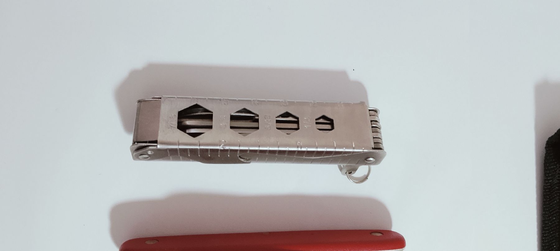 Victorinox Coltelli tascabile: Lot Victorinox Sackmesser plus neues Multitool  – Usato da Biel/Bienne venduto da Vintage-timearts 1