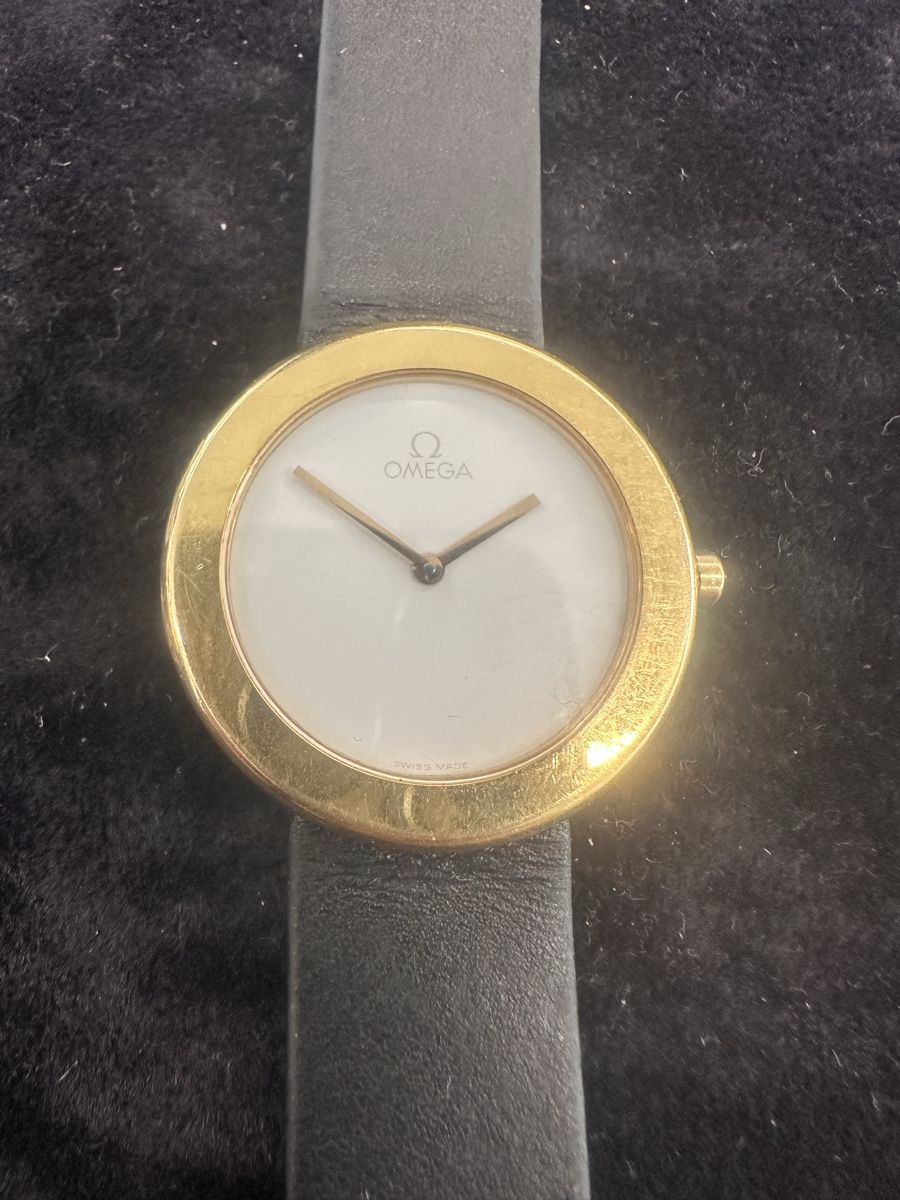 Omega Montres: Uhren – D'occasion à Winterthur par Daragold