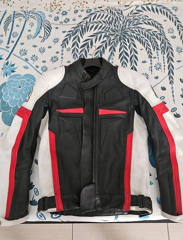 Vestes: Giacca moto cuoio Shikra – D'occasion à Lugano par 2di_6cr5