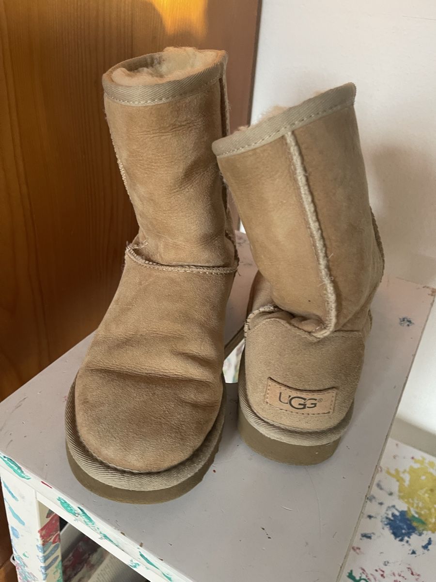 Ugg Scarpe per ragazze: UGG Stiefel gr. 36 – Usato da Bern venduto da Lili1007 1