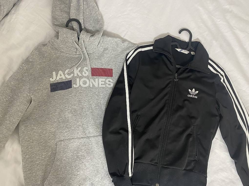 Pulls & Sweat-shirts: Pullover, Trainer Jacke  – D'occasion à Gossau SG par An_mau10 1