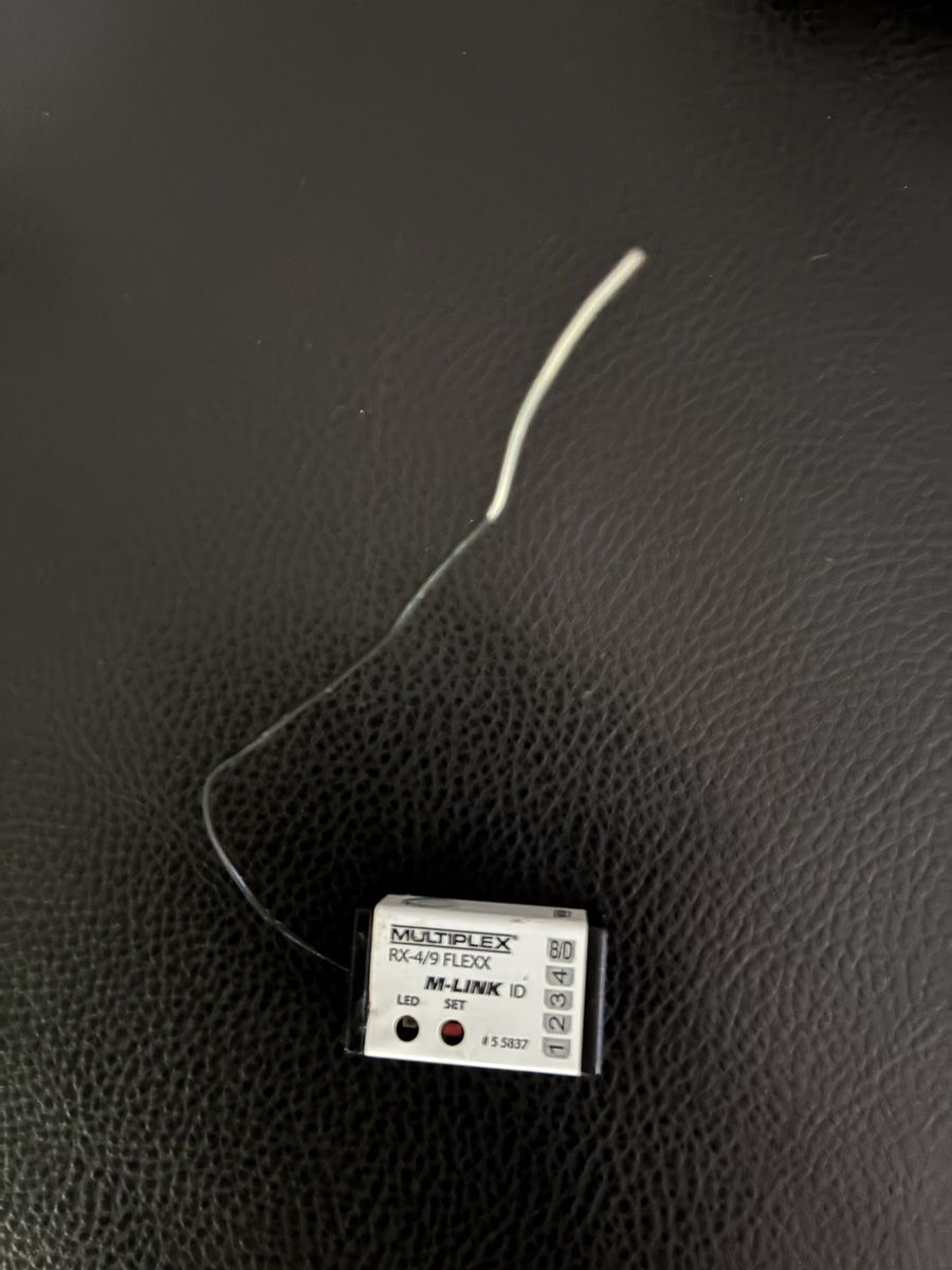 Multiplex Récepteurs: Multiplex RX-4/9 FLEX M-LINK ID Empfänger gebraucht – D'occasion à Suhr par Yeti1 1