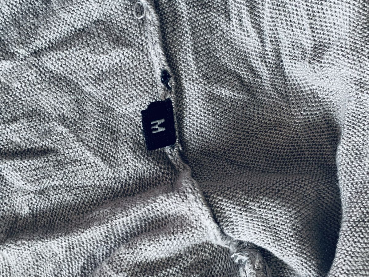 Jacken: Knitterlook Strickjacke, hellgrau, Gr. M,  ÄRMELLOS, TOP! – Gebraucht aus Schwanden GL von Cicala 3