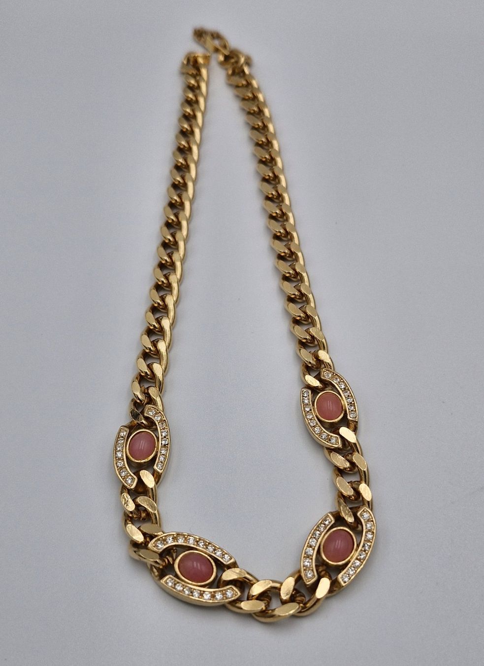 Catenine: Vergoldete Kette mit rosa Steinen, – Usato da Wald ZH venduto da Silena02