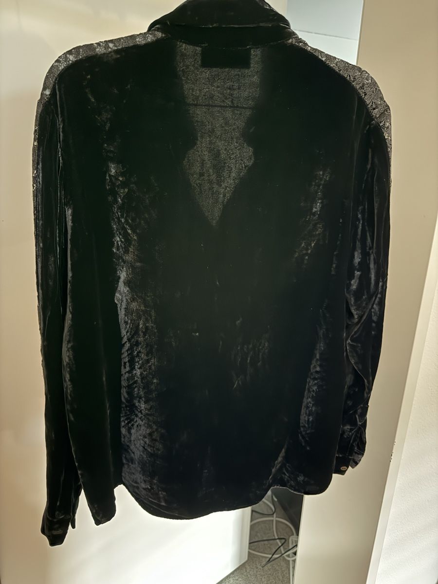 Kooples Camicette: The Kooples Hemd Samt Grösse M – Usato da Horgen venduto da kay_5xnb 1