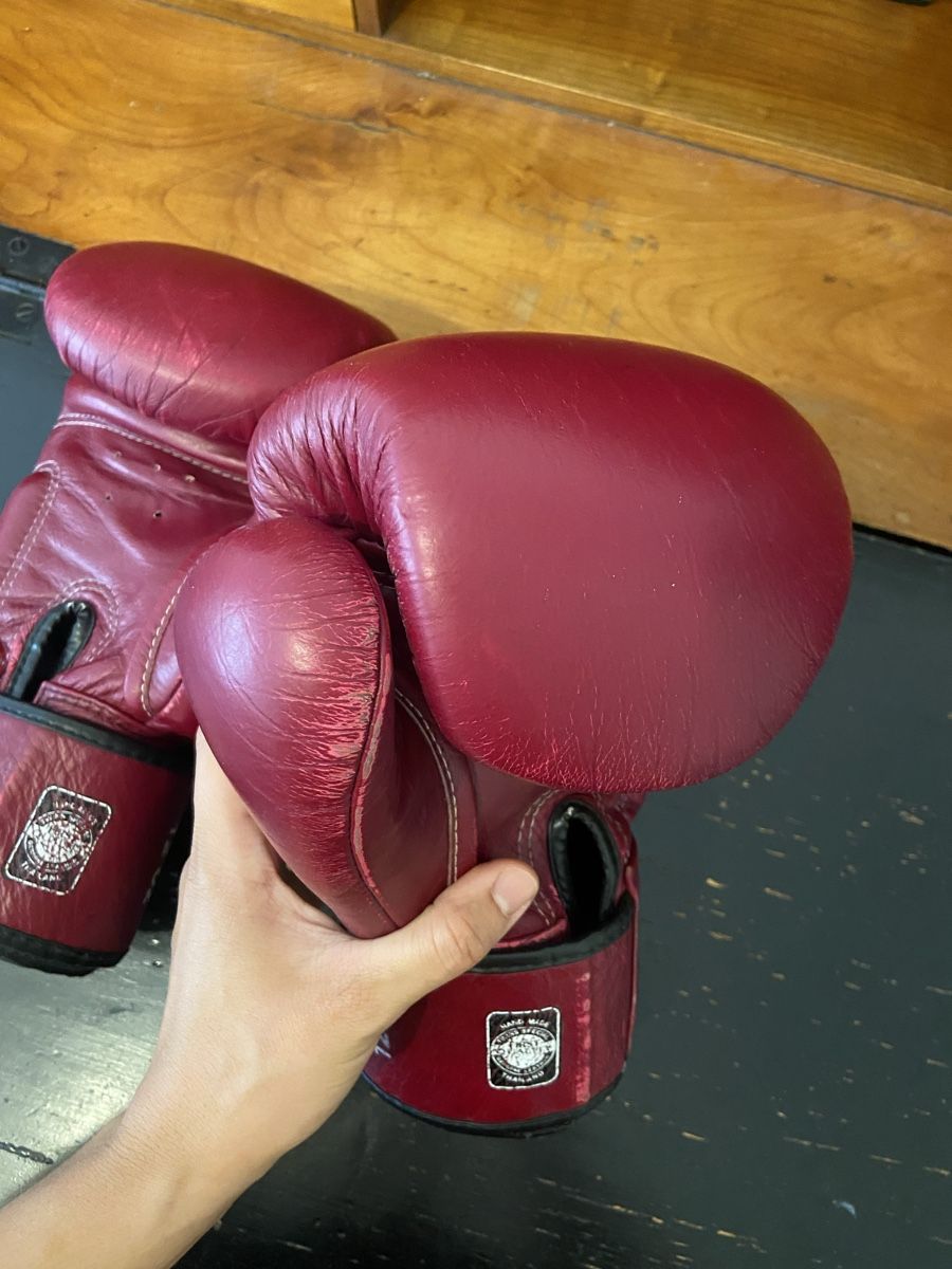 Guanti & manicotti: Boxhandschuhe Twins 12 oz rot Leder – Usato da Zürich venduto da luc_8sdm 3