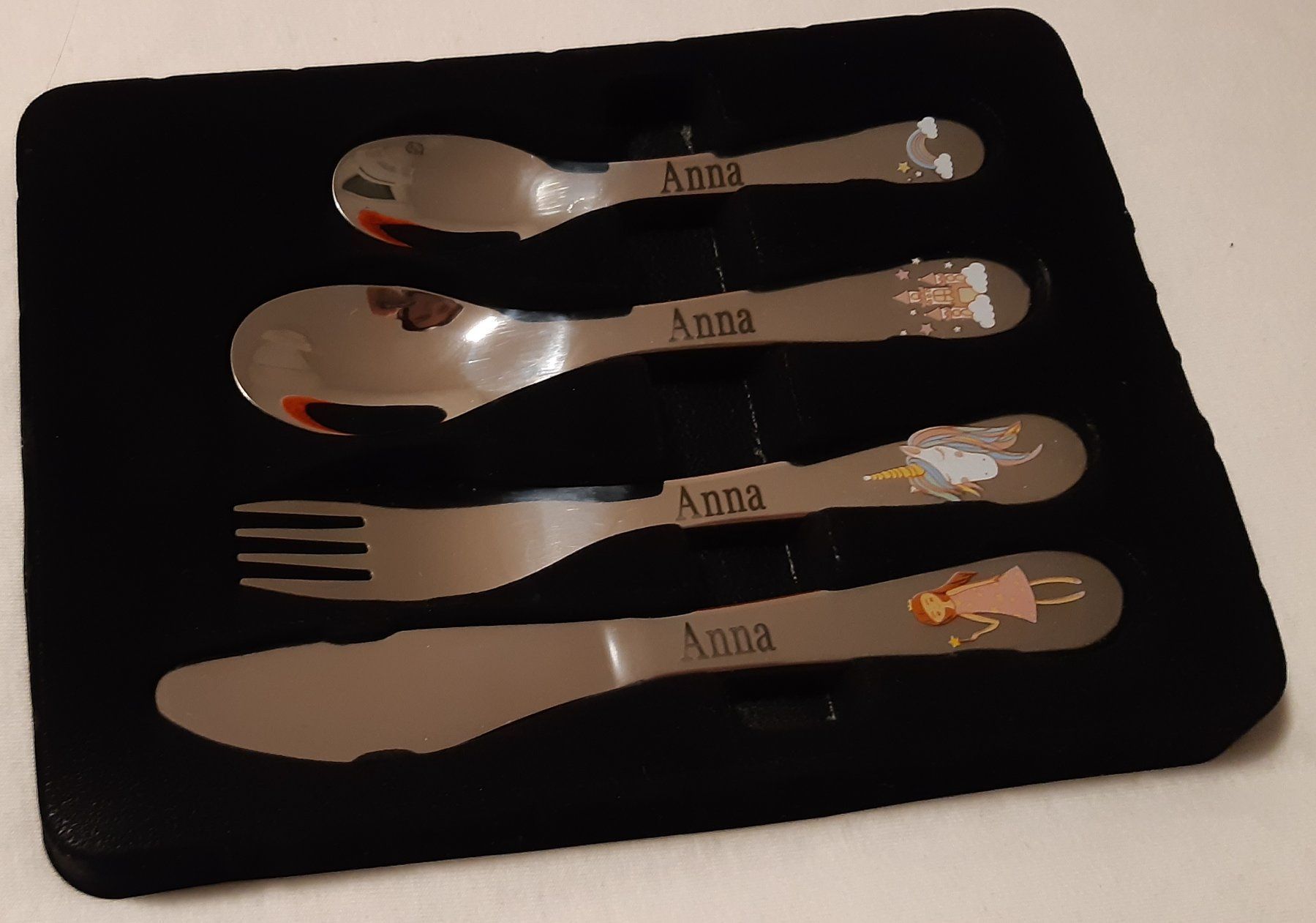 Set di posate: Personalisierte Kinderbesteck mit Lasergravur – Nuovo e nell'imballaggio originale da Port venduto da Dvajseidve 1
