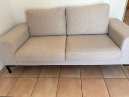 ZWEI neuwertige Livique Sofa