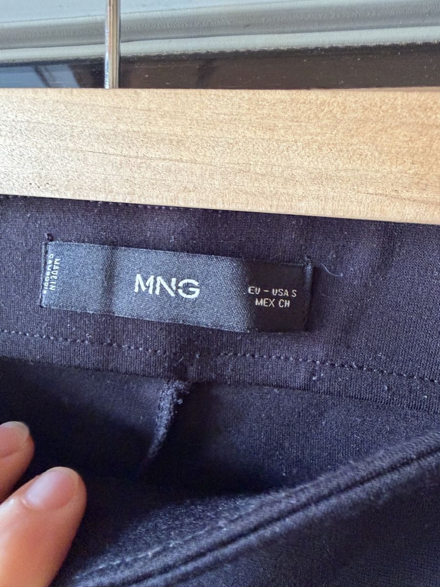 Mango Hosen: Black Pants with Feather Trim – Defekt aus Zürich von BettinaMarie2308 3
