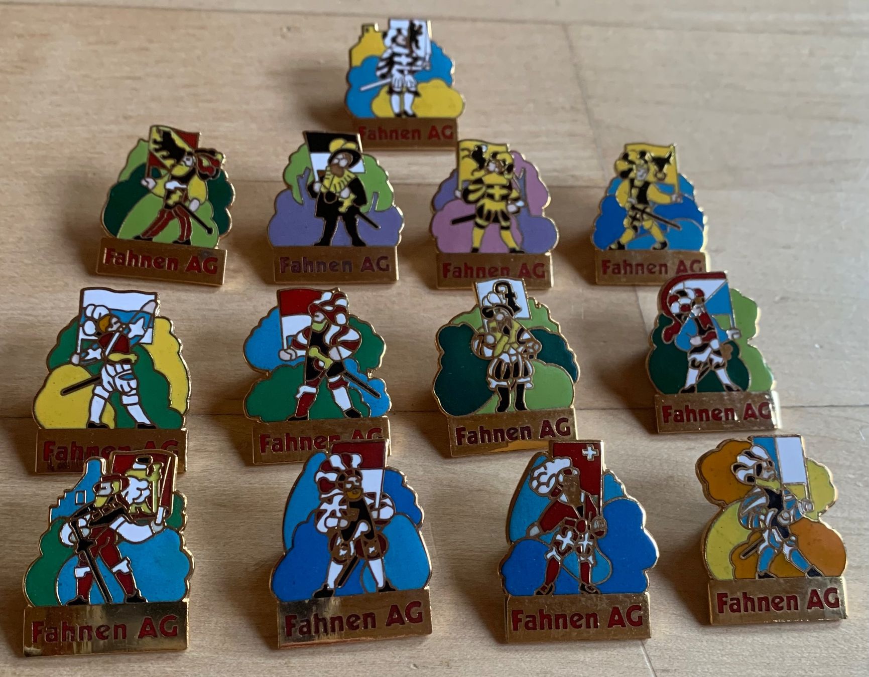 Placchette & Badge: 13 Pin der Fahnen AG – Usato da Goldingen venduto da Bergler012