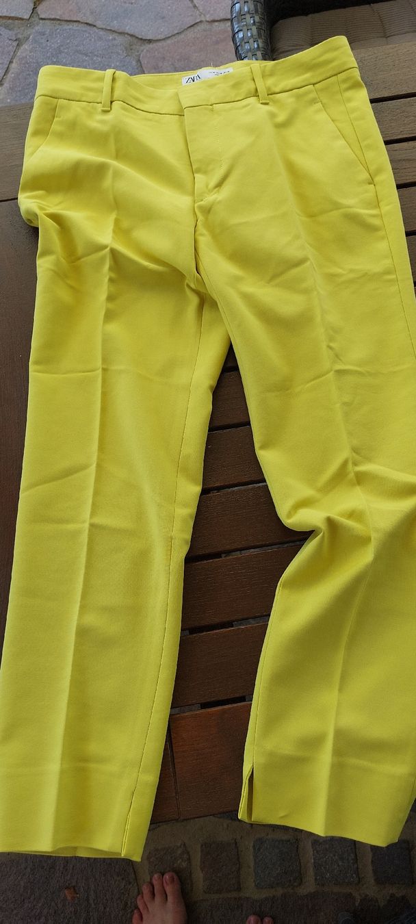 Zara Hosen: Damen Bleistifthose 3/4 – Gebraucht aus Sarmenstorf von Puschi