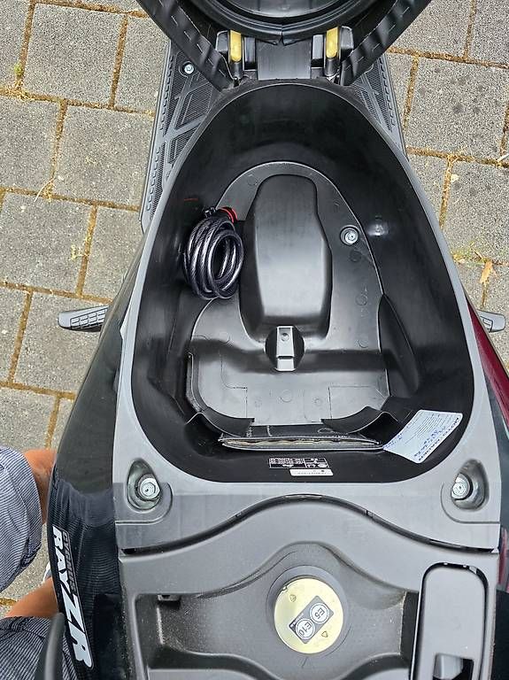 Scooter: Yamaha Rayzr 125 Roller – Usato da Holziken venduto da Muelifit 1