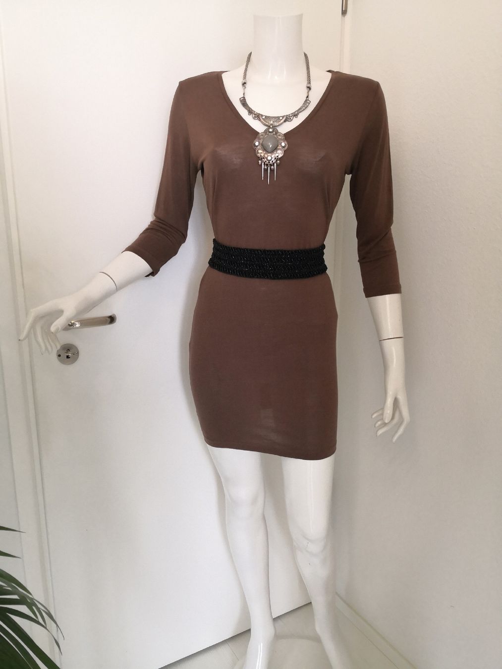 Mango Robes: 🤩MANGO KLEID BRAUN & V-SCHNITT – Neuf (Voir description) à Olten par Naja-Twins-Twins 2