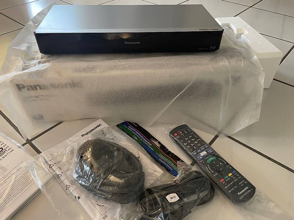 Panasonic Lettore multimediale & Streamer: Panasonic DMR-BCT745EG Blu-ray Recorder – Nuovo e nell'imballaggio originale da Meggen venduto da heli_maesi 4