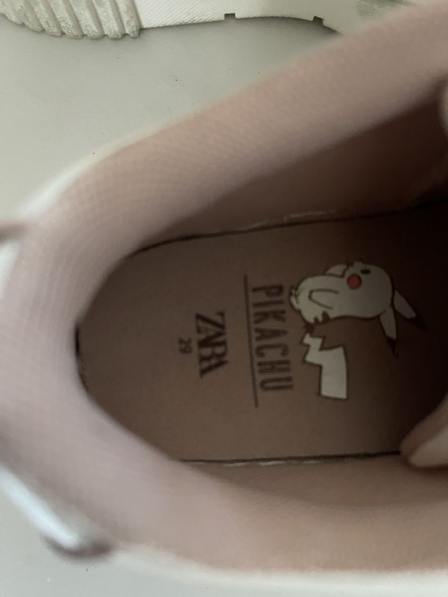 Schuhe für Jungen: Baskets pikachu pointure 29 – Gebraucht aus MARLY von AISLEE 1