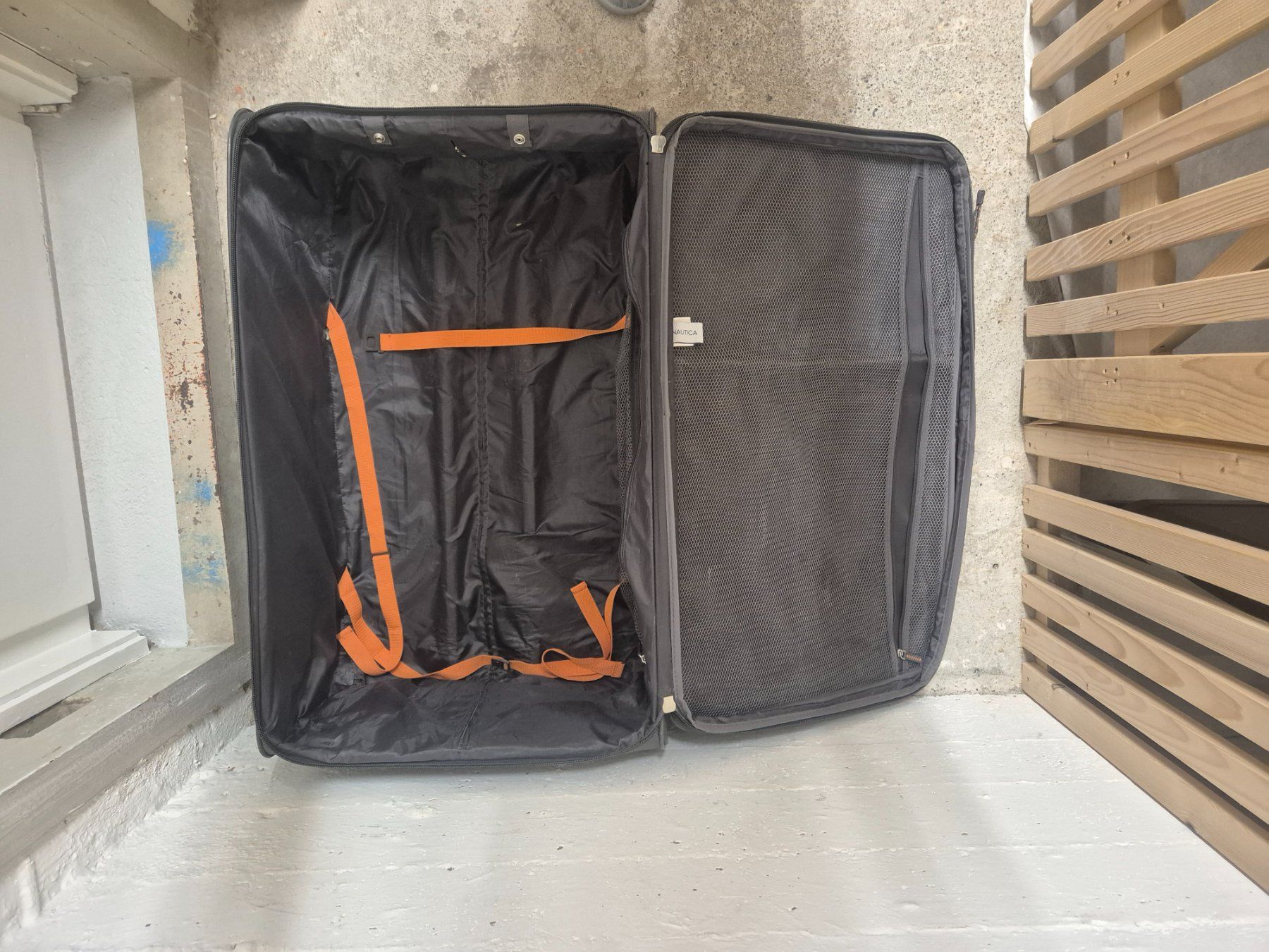 Valigie: Reisekoffer 50x30x80cm – Usato da Luzern venduto da kat_6kt5 4