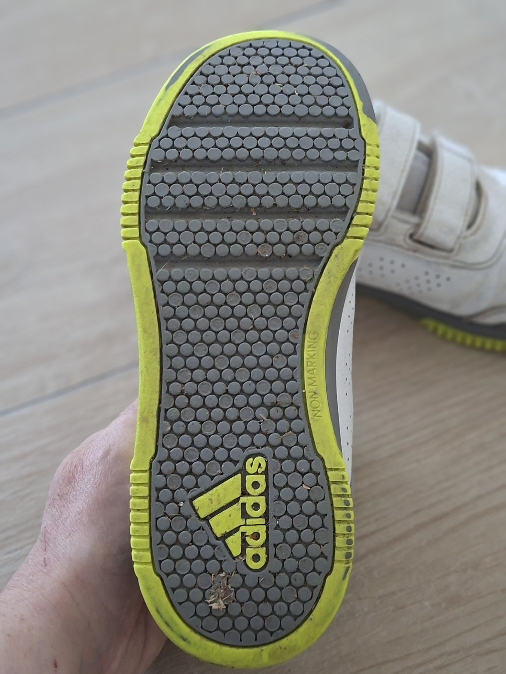 Adidas Schuhe für Jungen: Sneaker von Adidas, Gr.34 – Gebraucht aus Wängi von Schnautz75 2