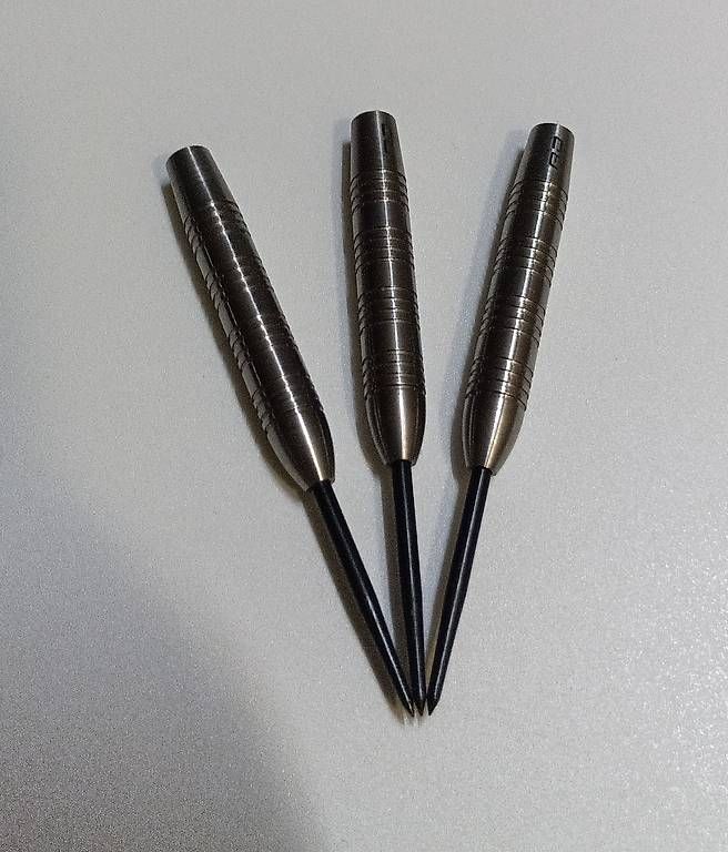 Dart: Red Dragon Hellfire B Steeldarts  80% Tungsten  24g – Gebraucht aus Solothurn von lou_8fhk