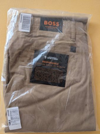 BOSS Chino Hose Grösse 35/32  NEU