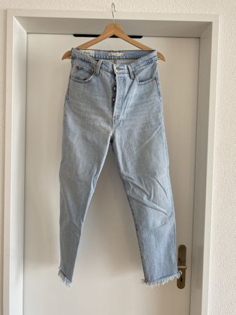 Levis Ribcage W29