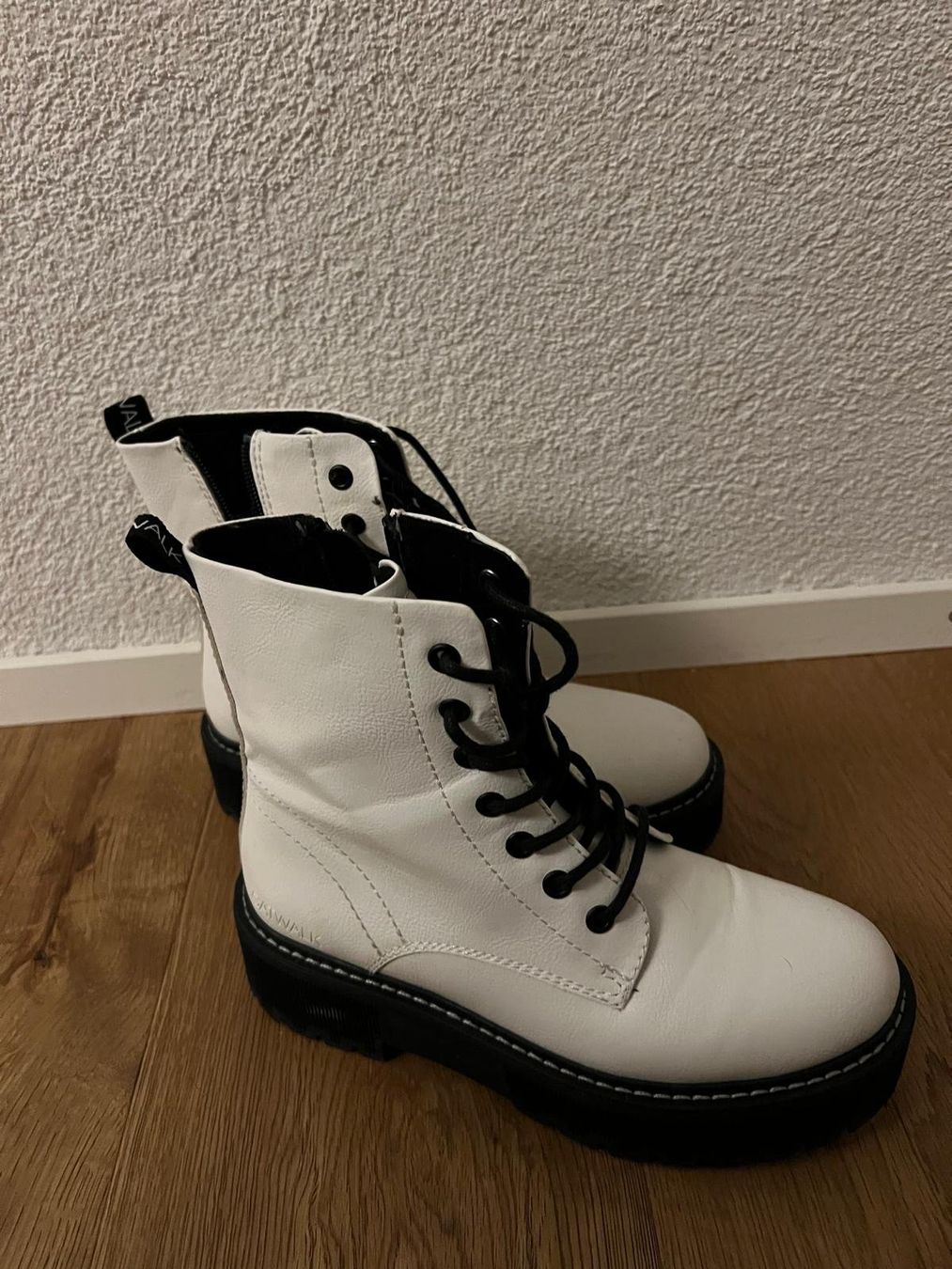 Chaussures femmes: Schuhe – D'occasion à Remigen par tad_lg2j