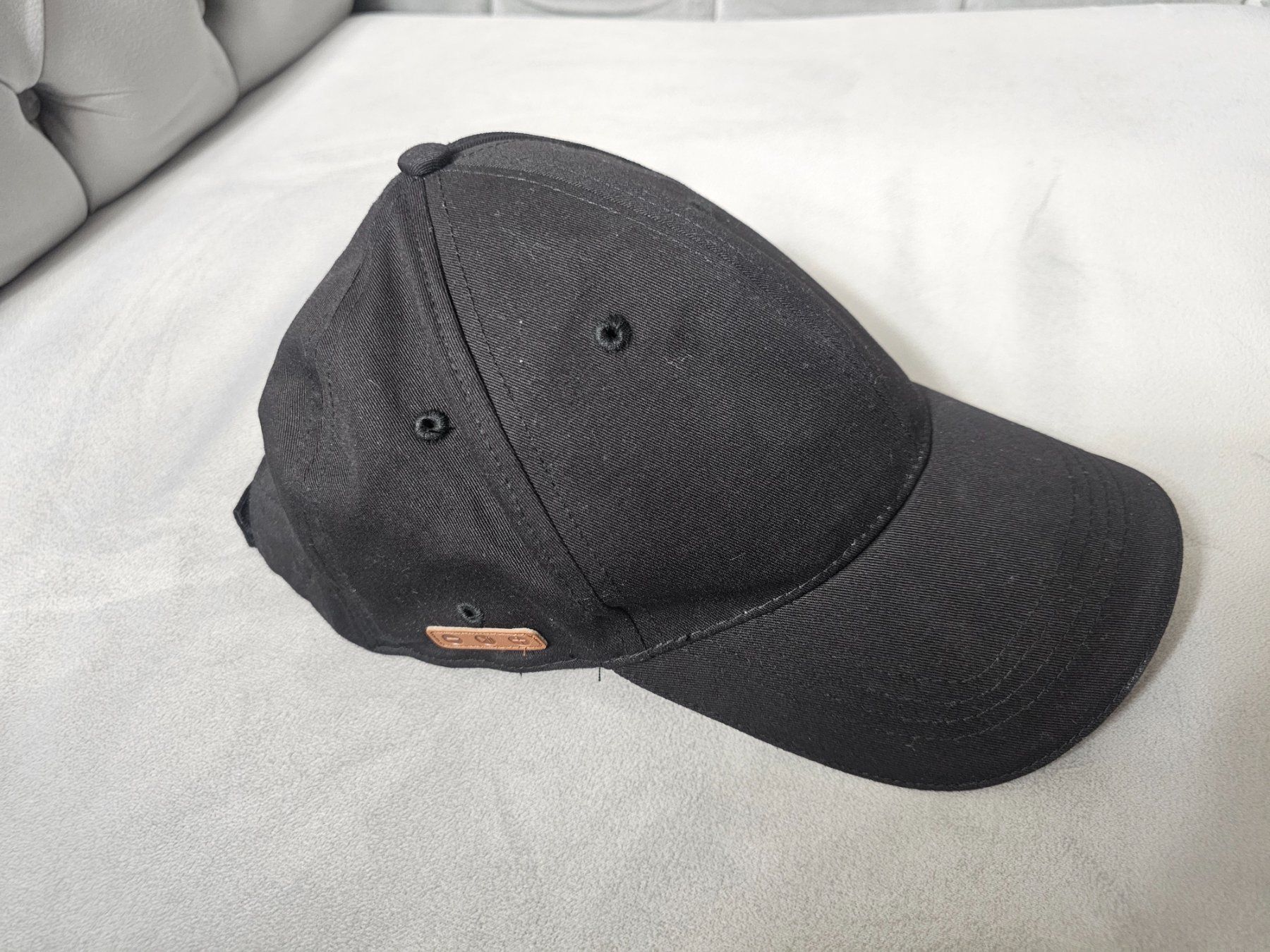 Cuffie: Schwarze Cap mit bluetooth Kopfhörer – Nuovo (secondo la descrizione) da Biberist venduto da ShopSoltan