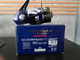 Stationärrolle Daiwa Saltiga Z 6500 Expedition im Karton