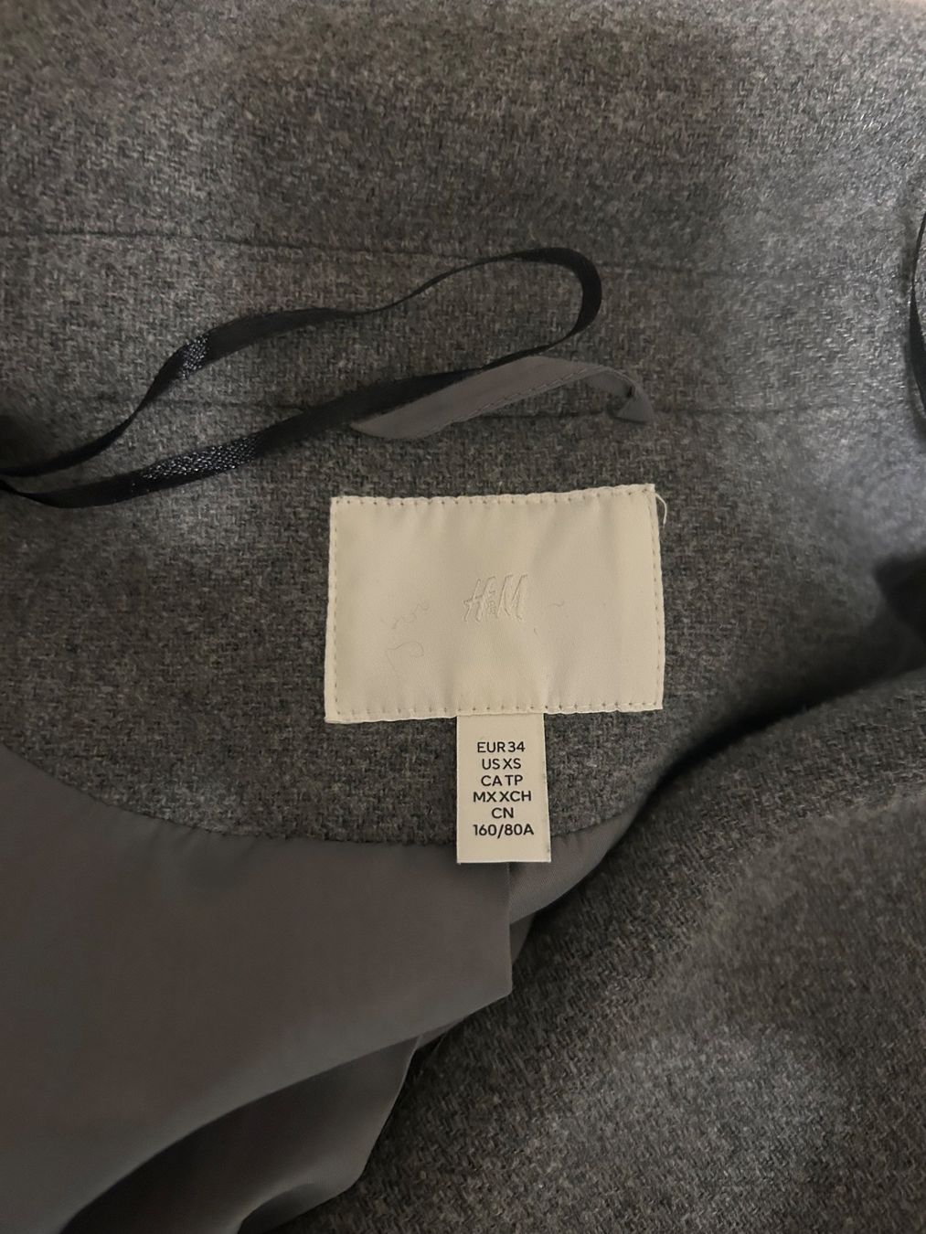 H&M Cappotti: Eleganter Wollmantel, Grau, 34 – Usato da Solothurn venduto da anj_5zhn 3