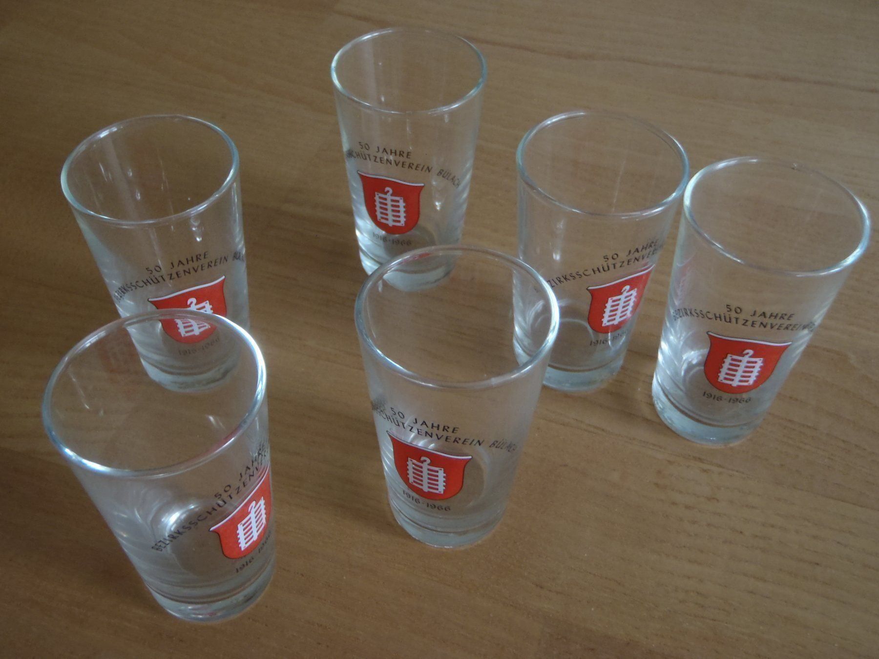 Caraffe: Weinkaraffe "Bülach" mit Gläser ab Fr. 1.-- – Nuovo (secondo la descrizione) da Rafz venduto da stg101 4