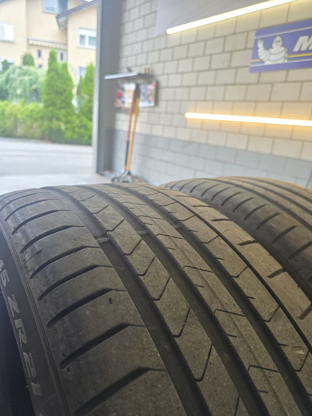 Pirelli Pneumatici & Ruote complete: 285/45 R21 Pirelli – Usato da Bilten venduto da lykuivku 2