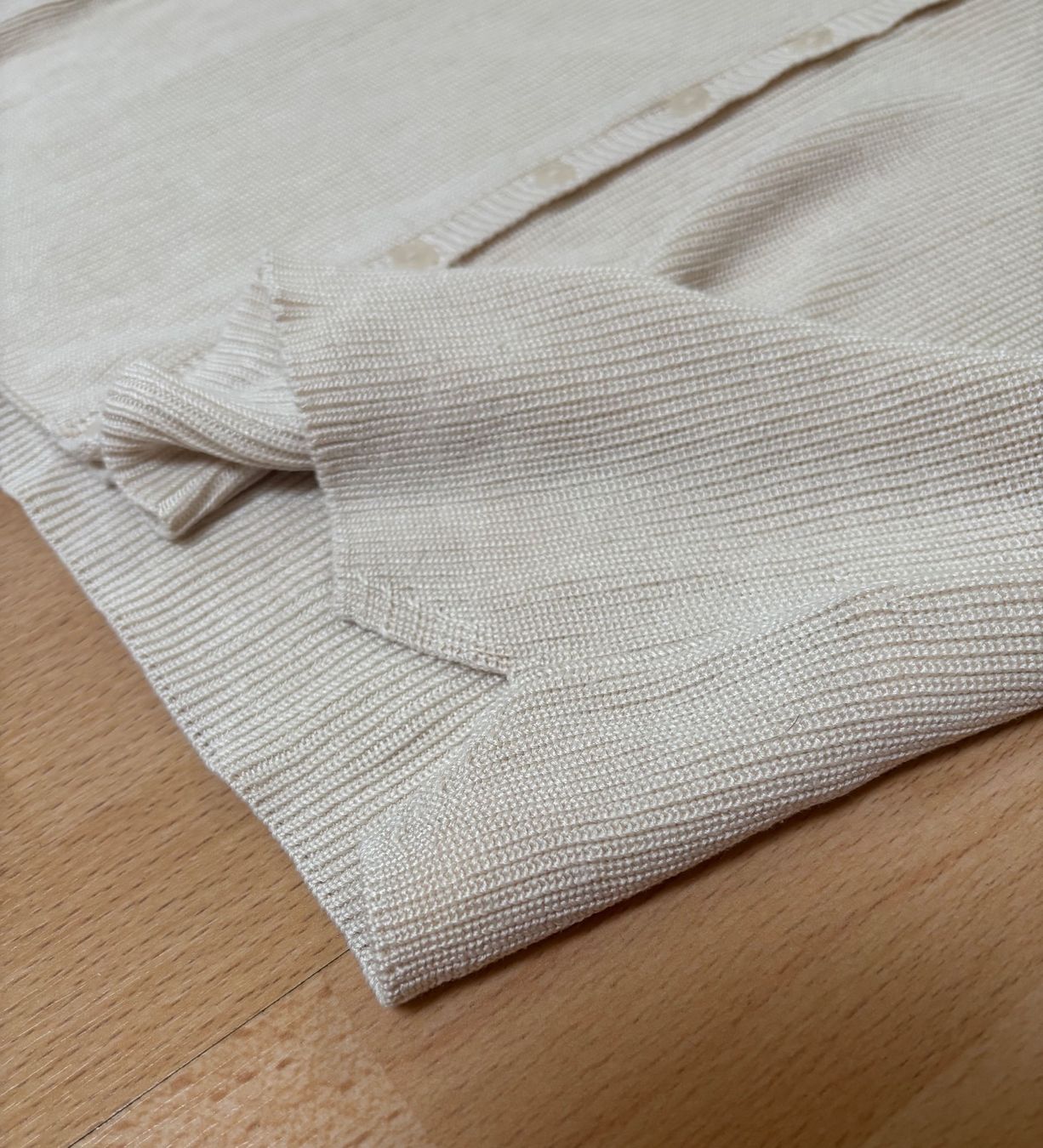 Repeat Top: Repeat - Stricktop - 100% Seide - Ecru - Gr. 40 – Usato da Zofingen venduto da Justizia_01 3