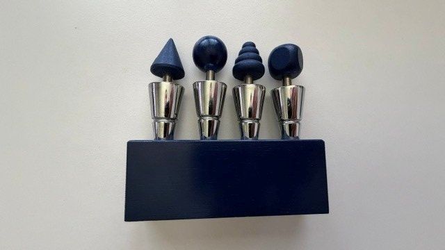 Tutte le decorazioni: Set Dekorativer Flaschenverschüsse – Usato da Aeschi b. Spiez venduto da hol_5cxv