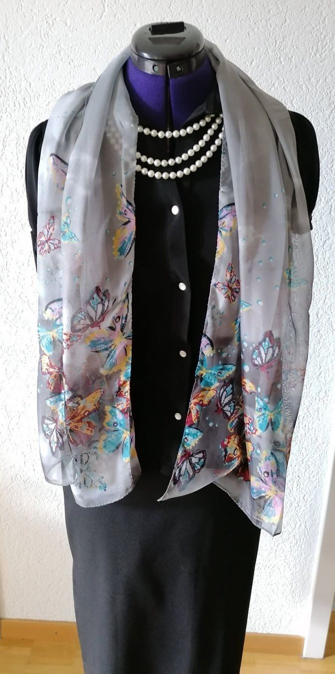 Foulard & Sciarpe: Foulard mit wunderschönen Schmetterlinge – Nuovo e nell'imballaggio originale da Zollikofen venduto da Blackie 4