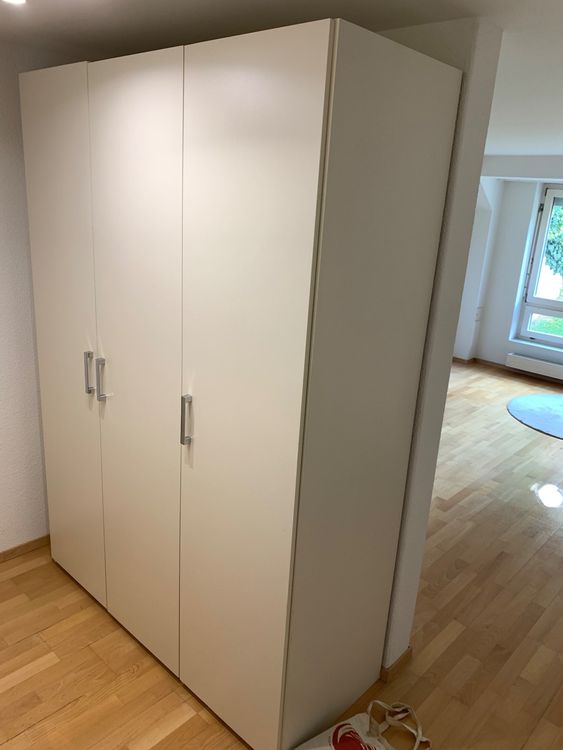 Kleiderschrank weiss gebraucht, guter Zustand Kaufen auf Ricardo