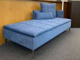 Daybed Remy von SCHRAMM mit Kissen 90 x 200 cm, blau